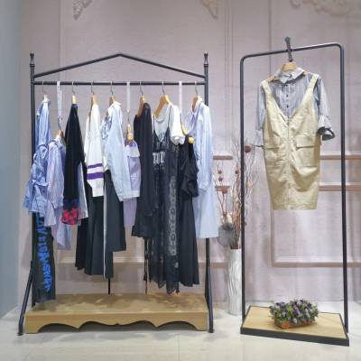 中國服裝服飾批發(fā)市場 價格、廠家與供應(yīng)商全解析