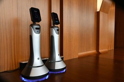 從市場拓荒到價值深耕 傅盛復盤18個月智能機器人銷售心得